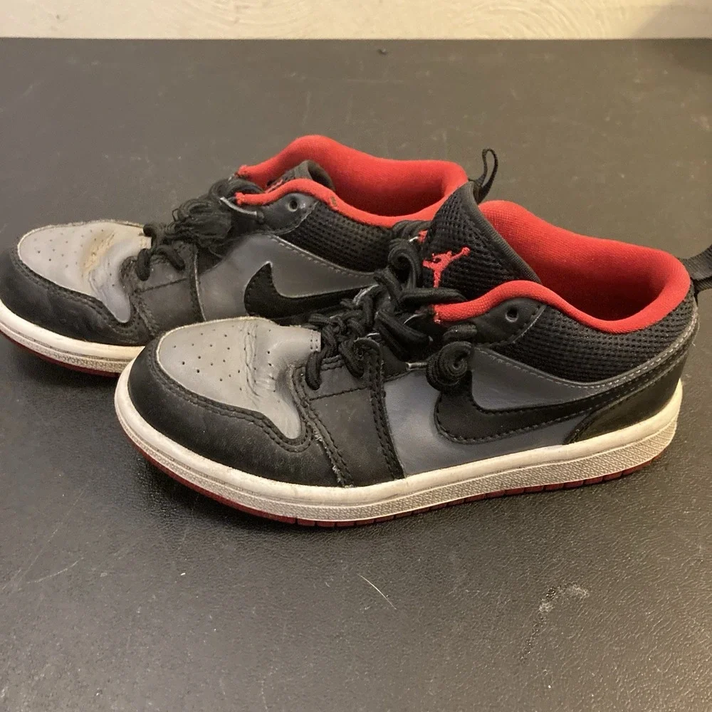 Nike Air Jordan AJ 1 Low Black Gray Red Toddler 12C Kids‎ Crazy Laces